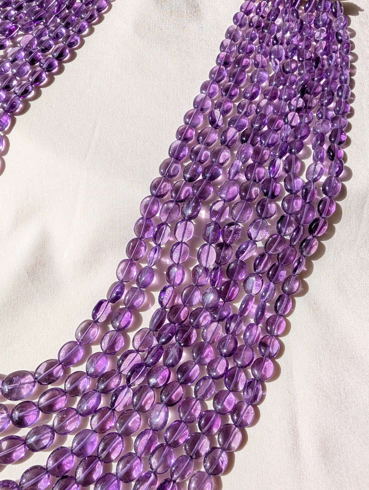 Amethyst Smooth Oval Graduated Beads 5x7–10x13mm Dark Purple | 16–24 inch